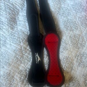 Artion Black and Red Equestrian Stirrup Leathers